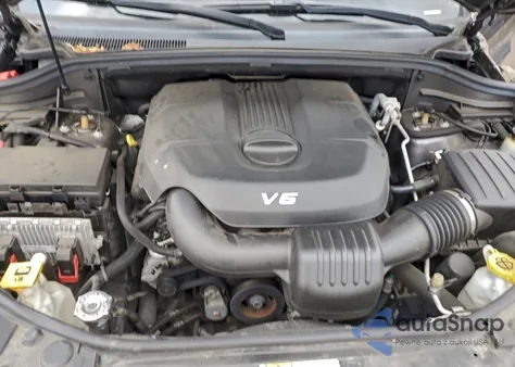 2015 Jeep Grand Cherokee Overland z USA, uszkodzony, nr VIN 1C4RJFCG9FC141544